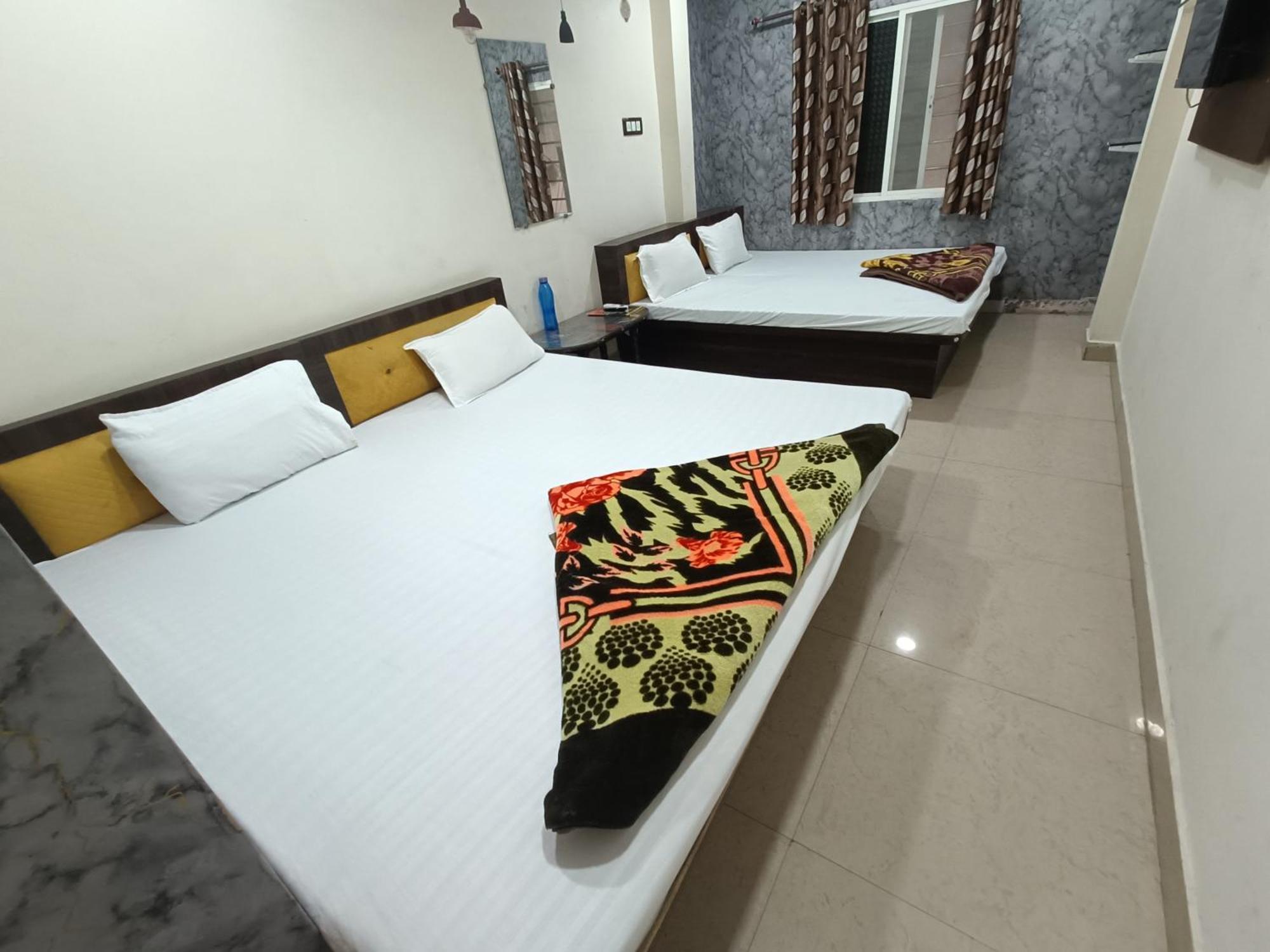 Ginger Hotels Ujjain Tower Kshipra Inn-Family Stay Airconditioned Hotel Exterior photo
