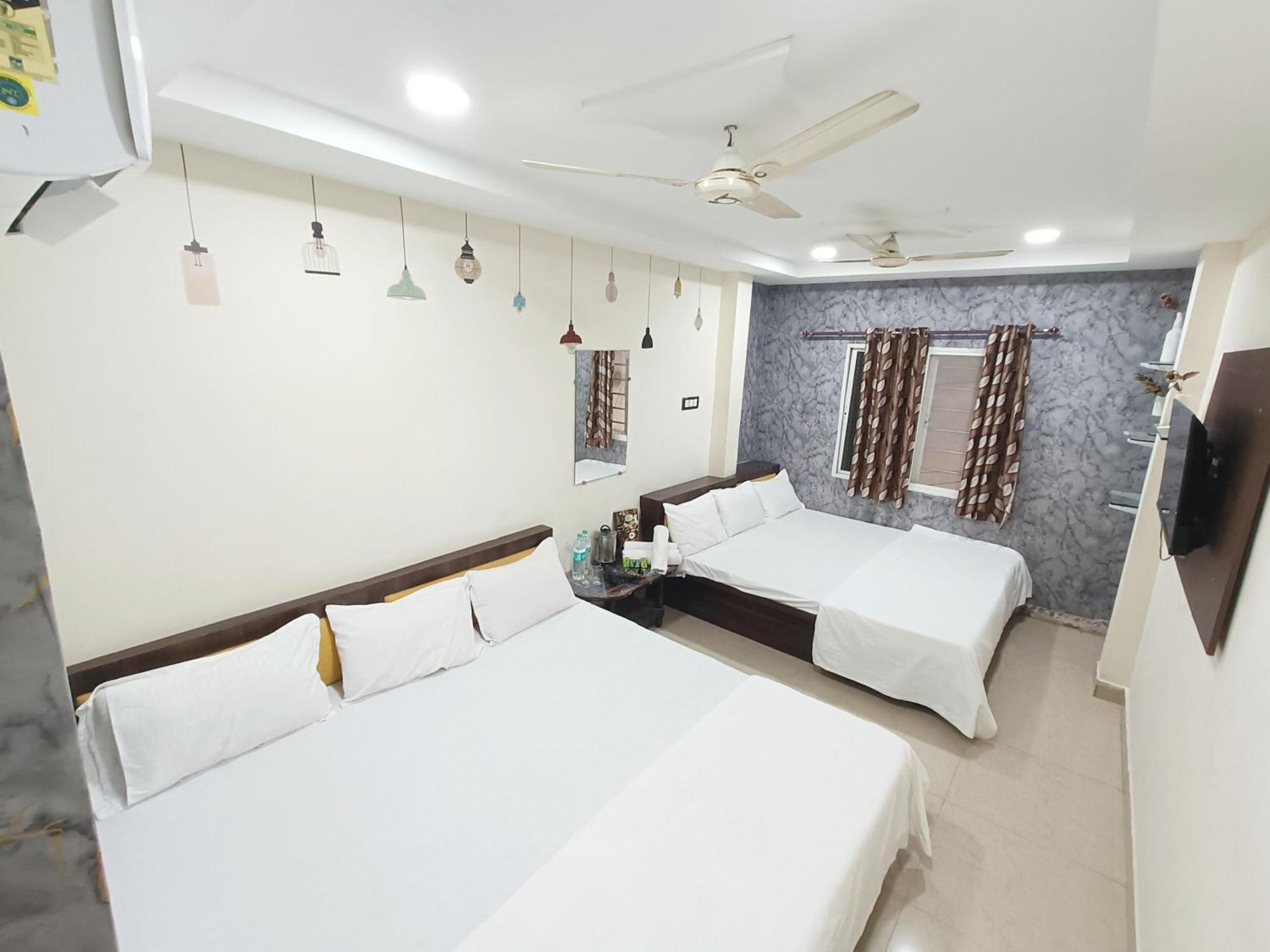 Ginger Hotels Ujjain Tower Kshipra Inn-Family Stay Airconditioned Hotel Exterior photo